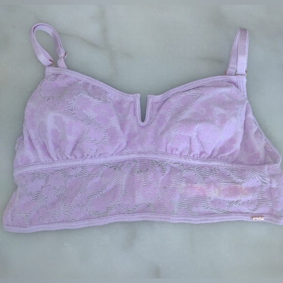 Victoria's Secret PINK Lace Bralette Velvet Flowers NWOT Size M - Picture 2 of 8